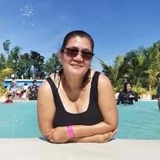 Delia R.
