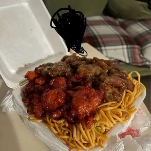 Orange chicken, Spicy orange chicken, and Chow mein.