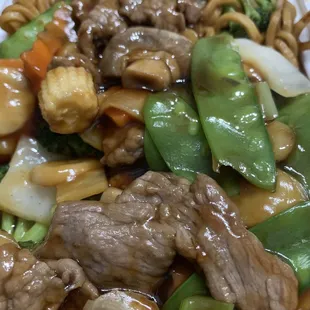 Beef with mixed vegetables and lomein. Vegetables are crisp, sauce is perfect and beef is tender.