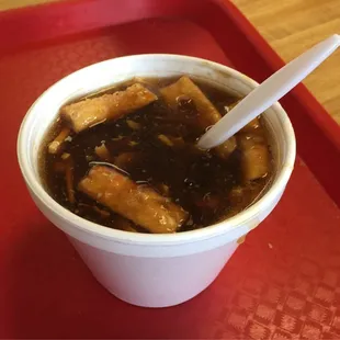 Hot &amp; Sour Soup with a few crispy noodles