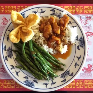 Whoever says this place sucks, sucks. Best crab Rangoon.