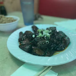 Eggplant with garlic sauce