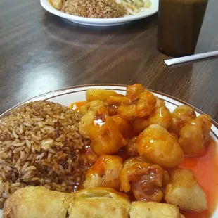 Delicious...fresh and on time!