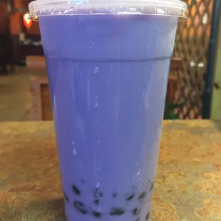 Taro bubble tea