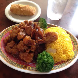 Orange Chicken Lunch Special! Great meal for about $6 bucks