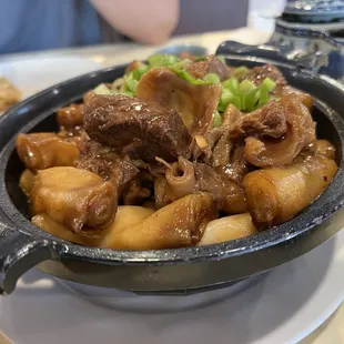 Beef Flank Rice Roll in Claypot