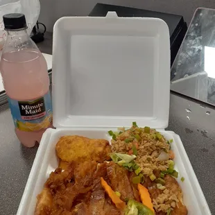 C6. Sweet &amp; Sour Chicken