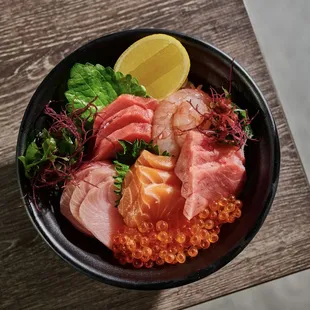 Premium Don Buri (Chirachi) Bowl.