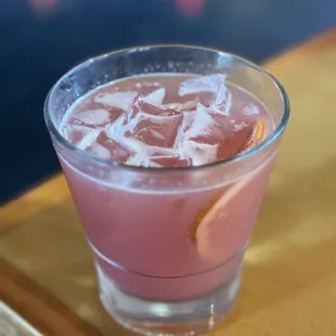 Refreshing cocktail