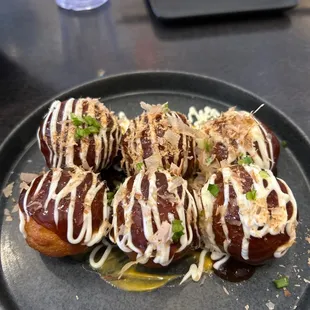 food, donuts, dough desserts
