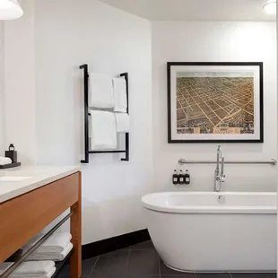 Guest room bath
