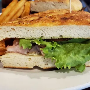MONTEREY TURKEY SANDWICH