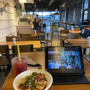 Red Chili Lime Shrimp Bowl GF with Stevia Lemonade