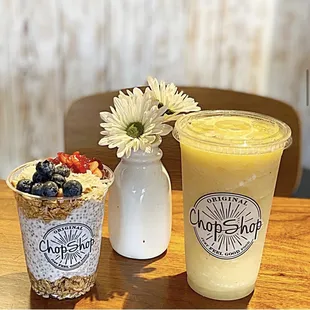 Coconut Chia Pudding Piña kale lada / no kale