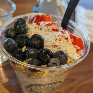 Coconut chia pudding!!