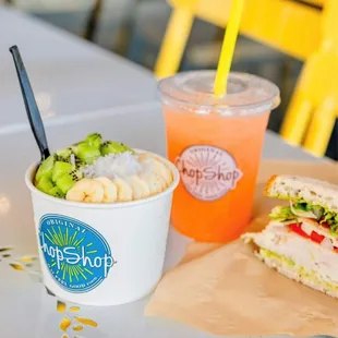 Pitaya Bowl + The Club