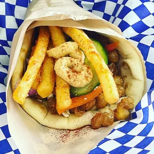 Roasted chickpea veggie pita