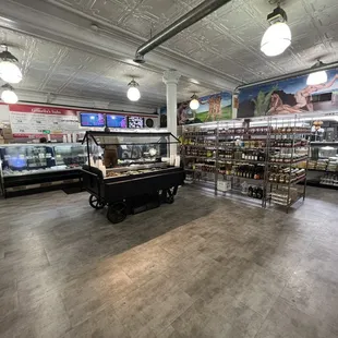 sushi and sashimi, interior
