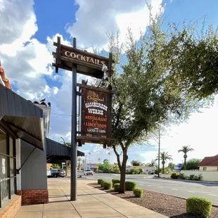 This is the one and only Original Hamburger Works. Catch the spin-offs around the valley, but THIS is it.