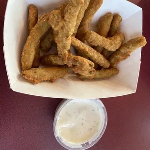 Fried green beans.... good, but a little heavy on the breading.