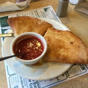 Pepperoni calzone