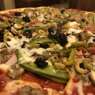The OIP Specialty Pizza