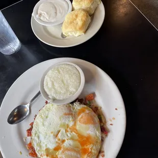 OMG What a Breakfast. EASY SKILLET made my Day...