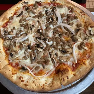 12&quot; beef mushroom and onion