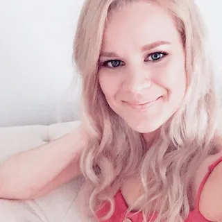 Amber E.