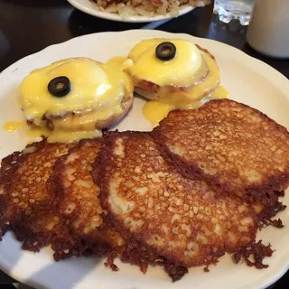 EGGS BENEDICT