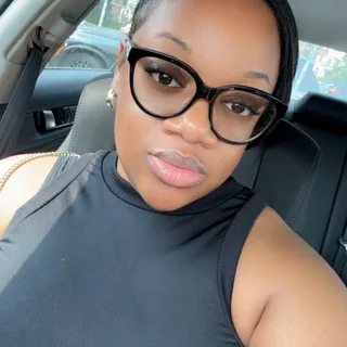 Leesh D.