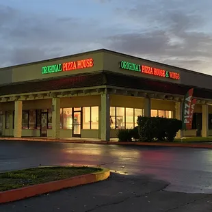 Located behind O'Reilly Auto Parts in the Smart &amp; Final shopping center on Northgate Blvd