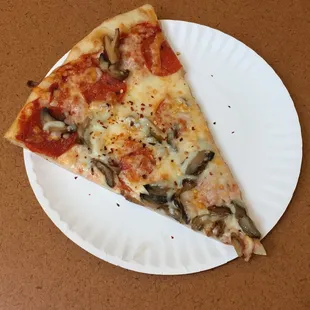 Pepperoni &amp; Mushroom Slice