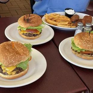 Cheeseburger!!!