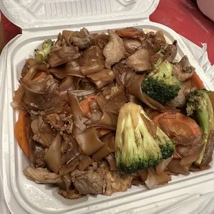 33. Pad See Ew
