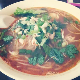 Tom yum soup bowl(chicken )