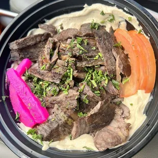 This is the hummus and meat appetizer. Served with pita. Delicious!