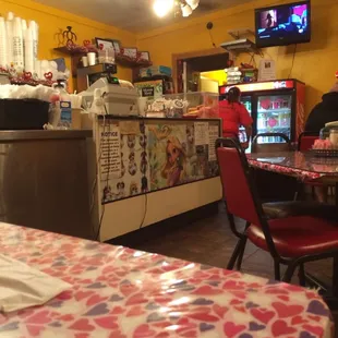 Classic hole in the wall