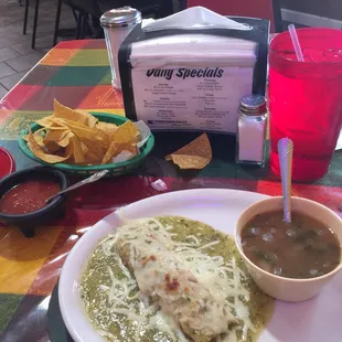 My favorite green chicken enchilada and beans. Ordered corn tortillas also. Very soft. Gotta try it.