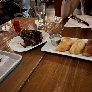 Trio de Empanadas