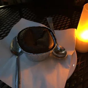 Chocolate cake (molten lava cake)