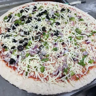 I live near oriole pizza and am a regular costumer they treat us regulars like family. Looks amazing undone to.