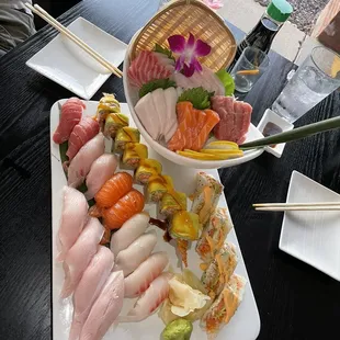 Sushi &amp; Sashimi Platter for 1 24. Sandwich Roll