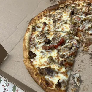 Philly cheesesteak pizza
