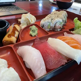 Sushi bento