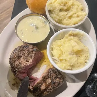 8oz filet with jalapeño cream sauce and 2 orders of mashed potatoes and a roll.