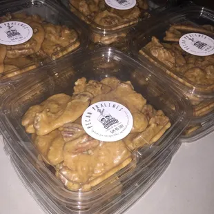 Pralines with a variety of flavors: Original, Wedding Cake, Peach, Pina Colada