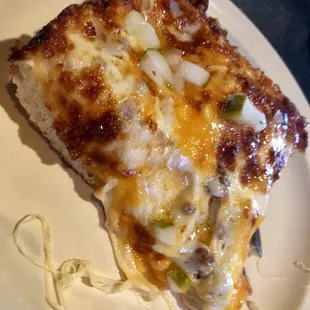 Cheeseburger pizza