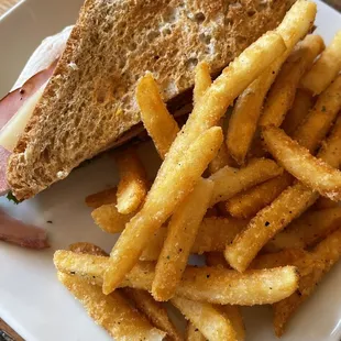 The best sandwich ever. Huge portion so shareable!