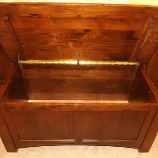 Amish Cedar-Lined Blanket Chest
